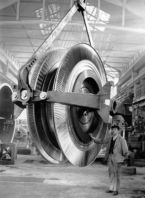 Critical (Whirling) Speed of a Rotating Shaft